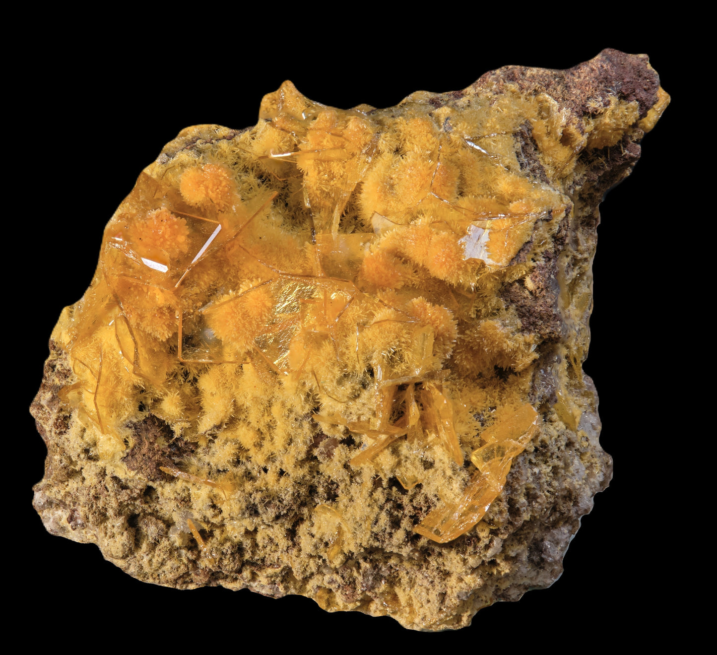 Mimetite on Wulfenite