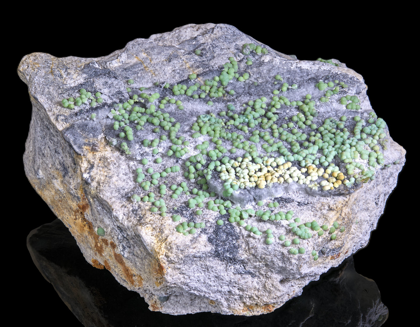 Planerite on Quartzite
