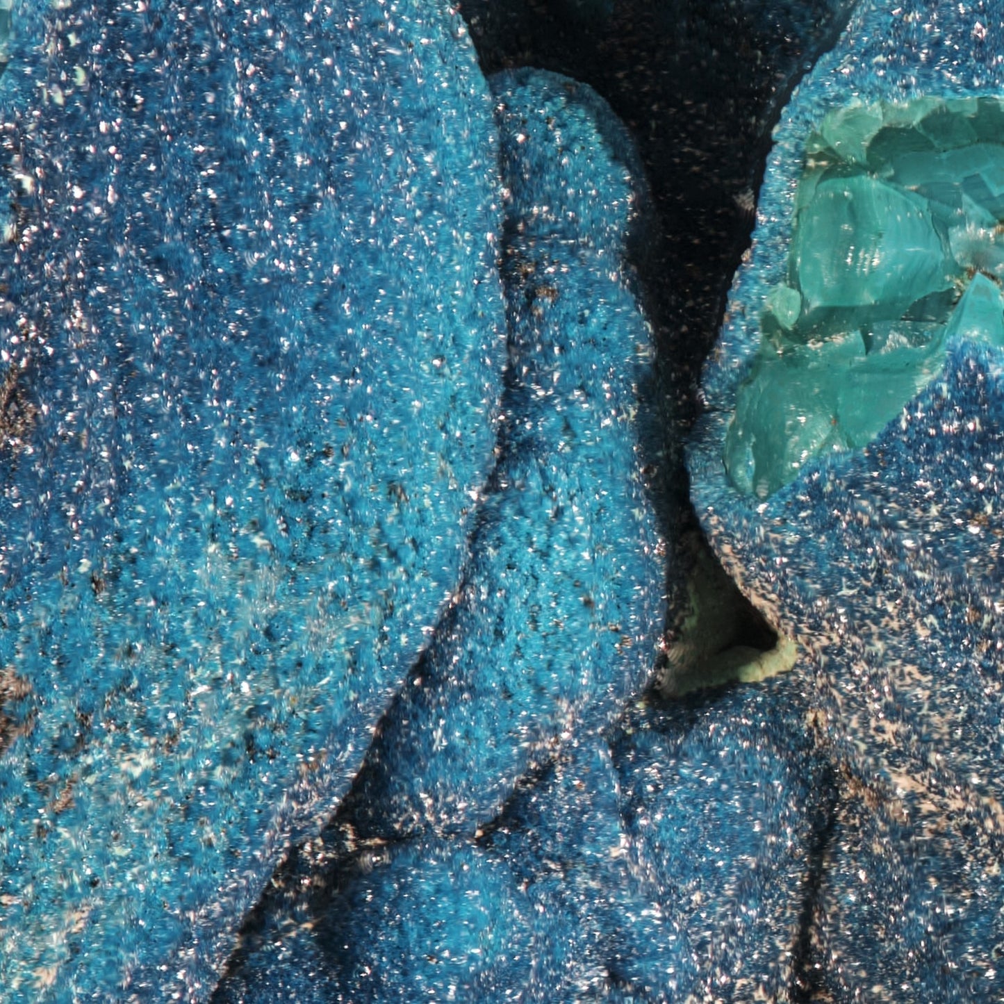 Cornetite with Chrysocolla, Pseudomalachite and Heterogenite