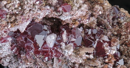Cuprite with Wulfenite