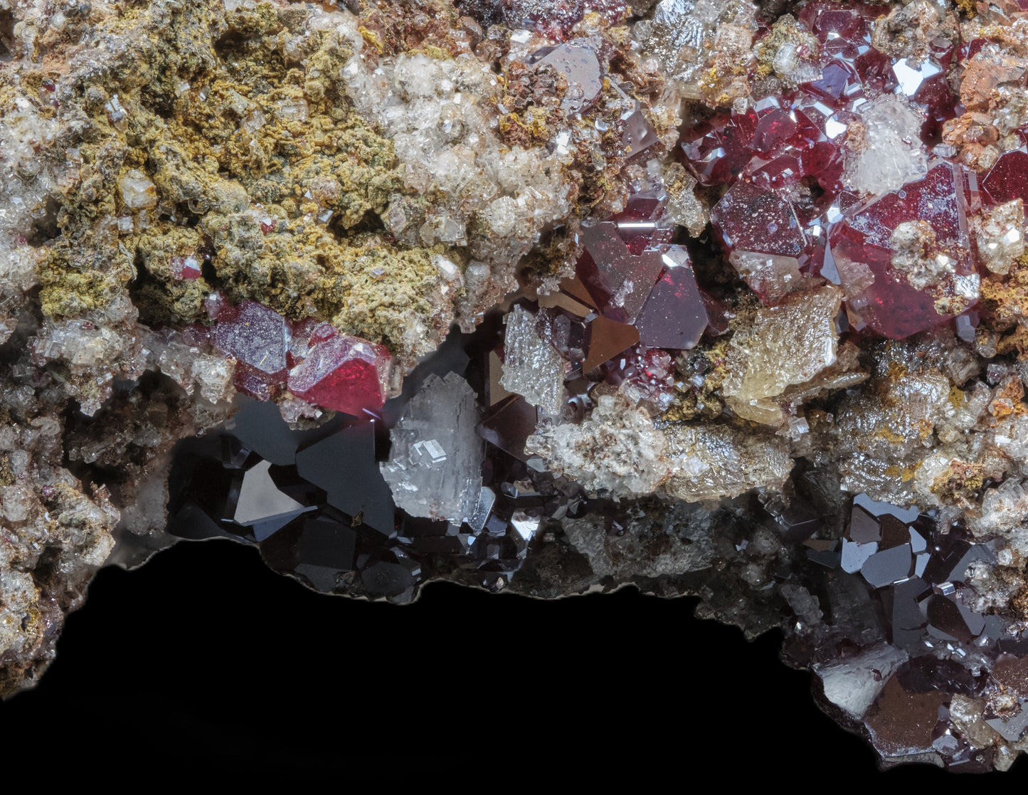 Cuprite with Wulfenite