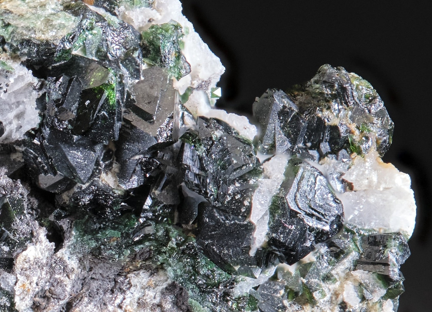 Libethenite