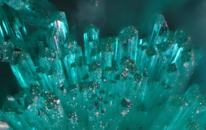 Dioptase with Chrysocolla and Apophyllite