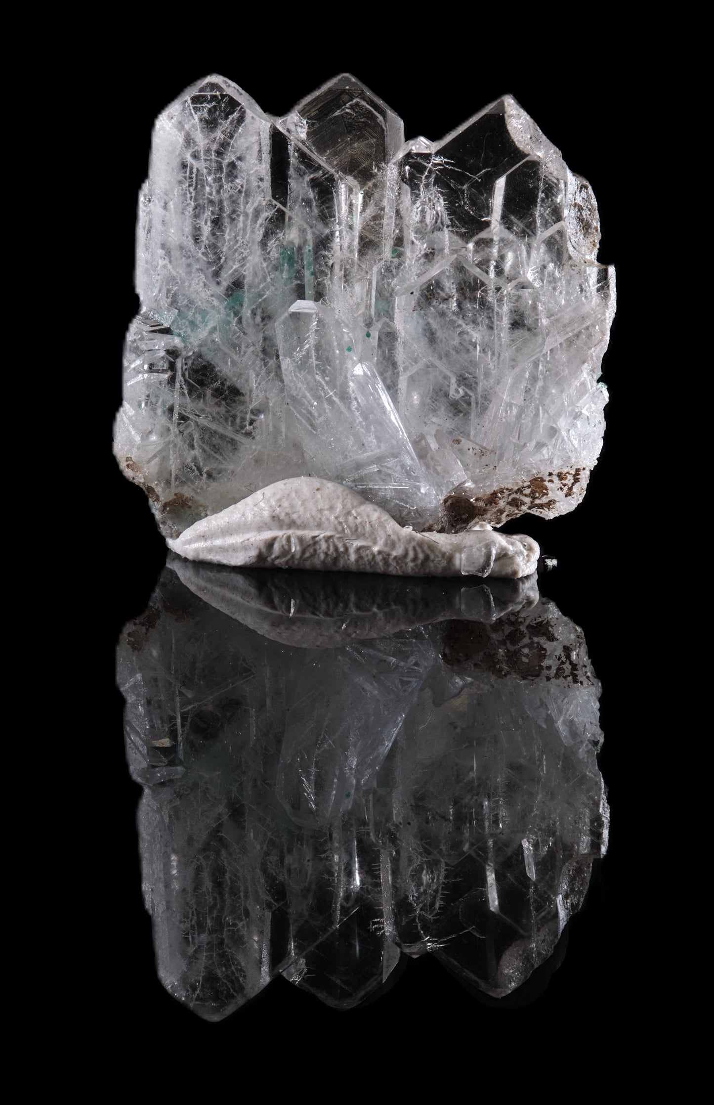 Baryte with Malachite