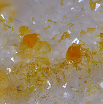 Stolzite &amp; Mimetite