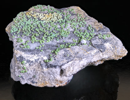 Planerite on Quartzite