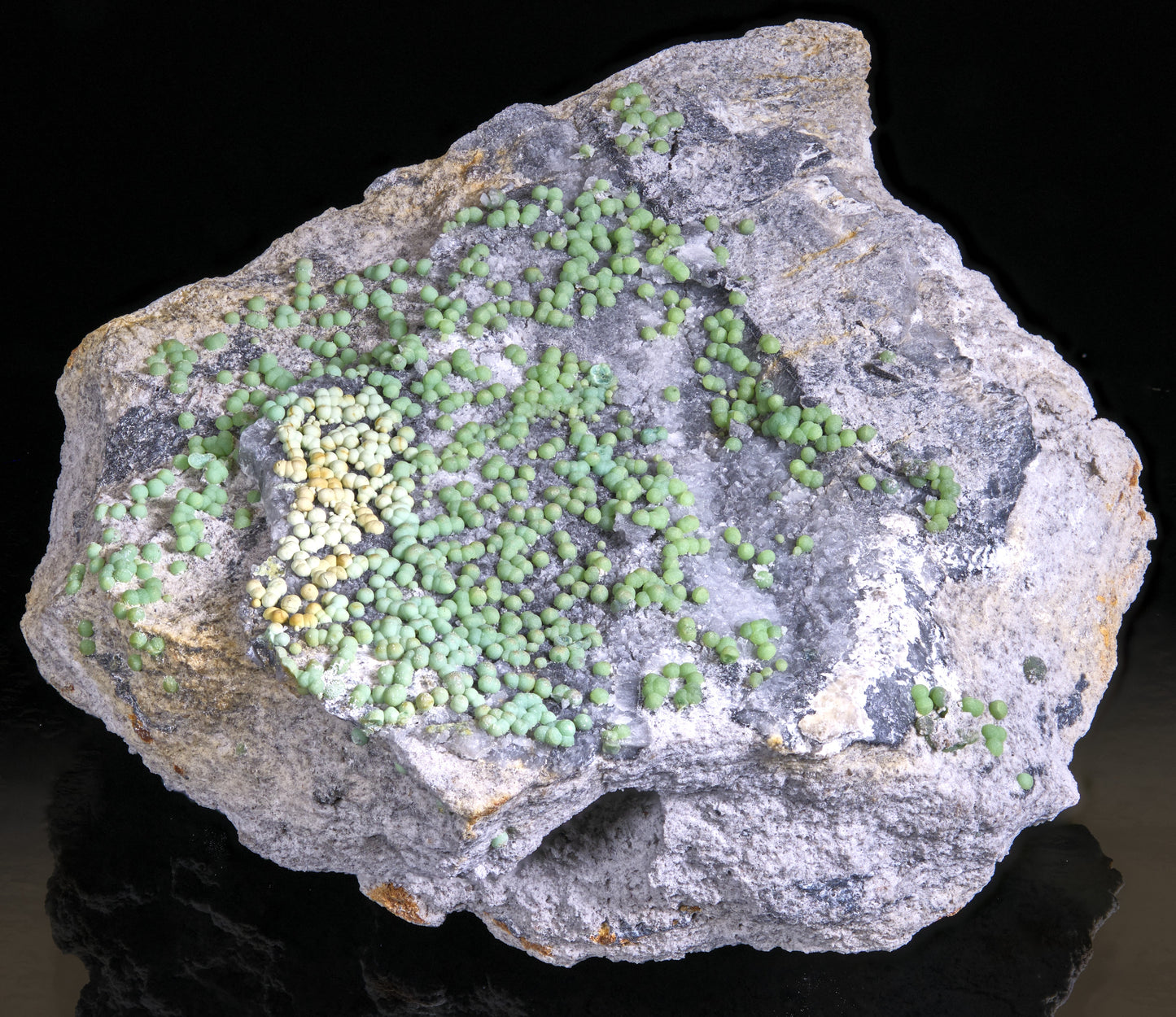Planerite on Quartzite
