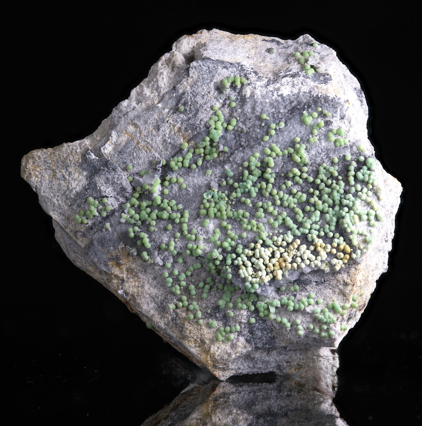 Planerite on Quartzite