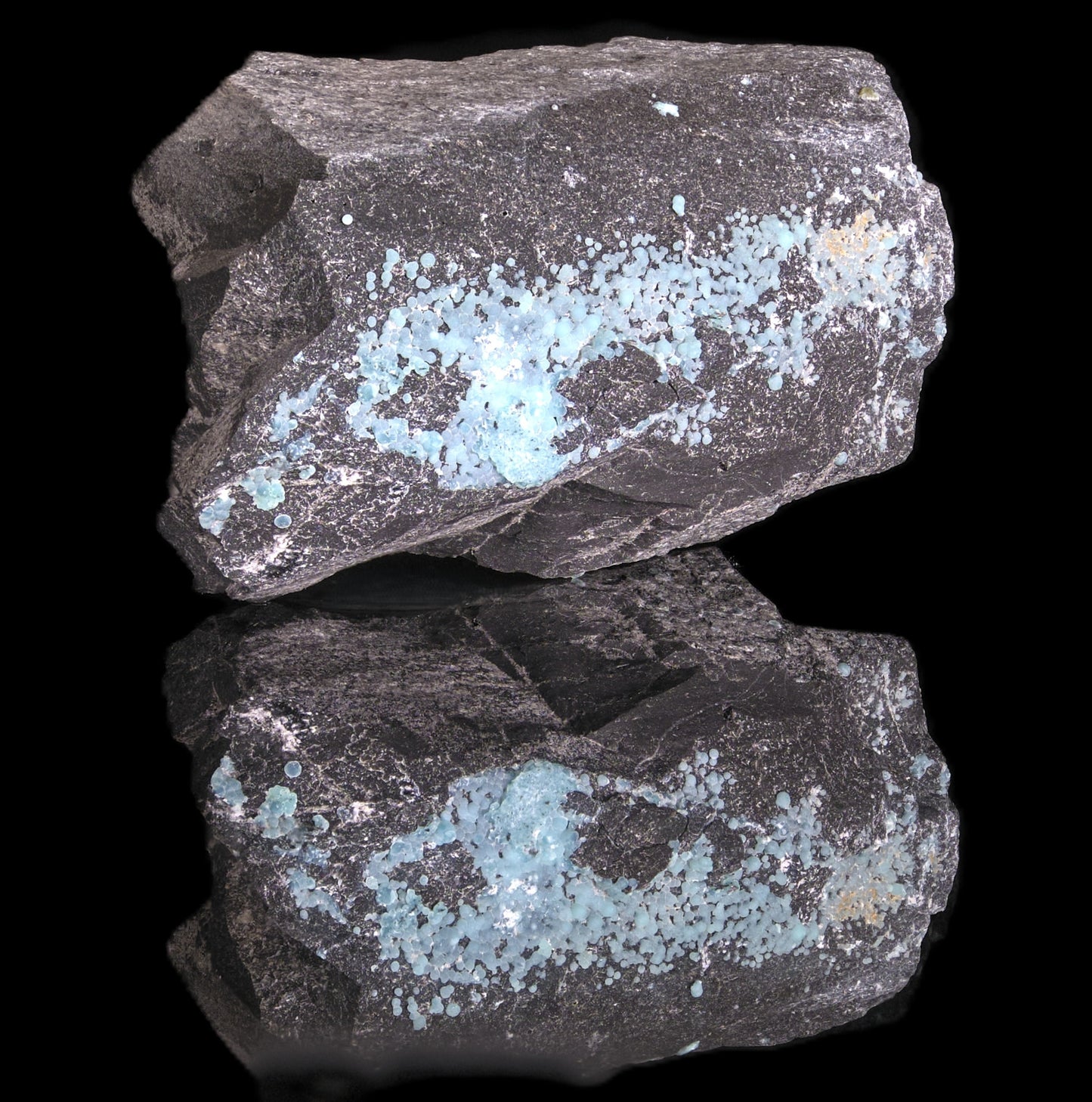 Planerite with Optical Quartz