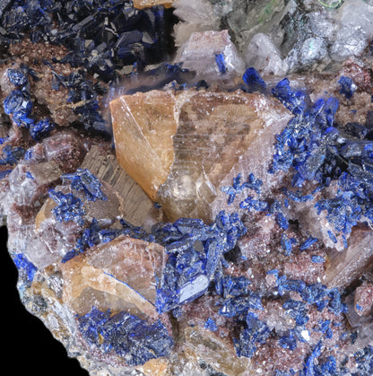 Wulfenite on Azurite with Dolomite and Smithsonite