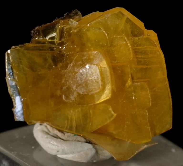 Wulfenite