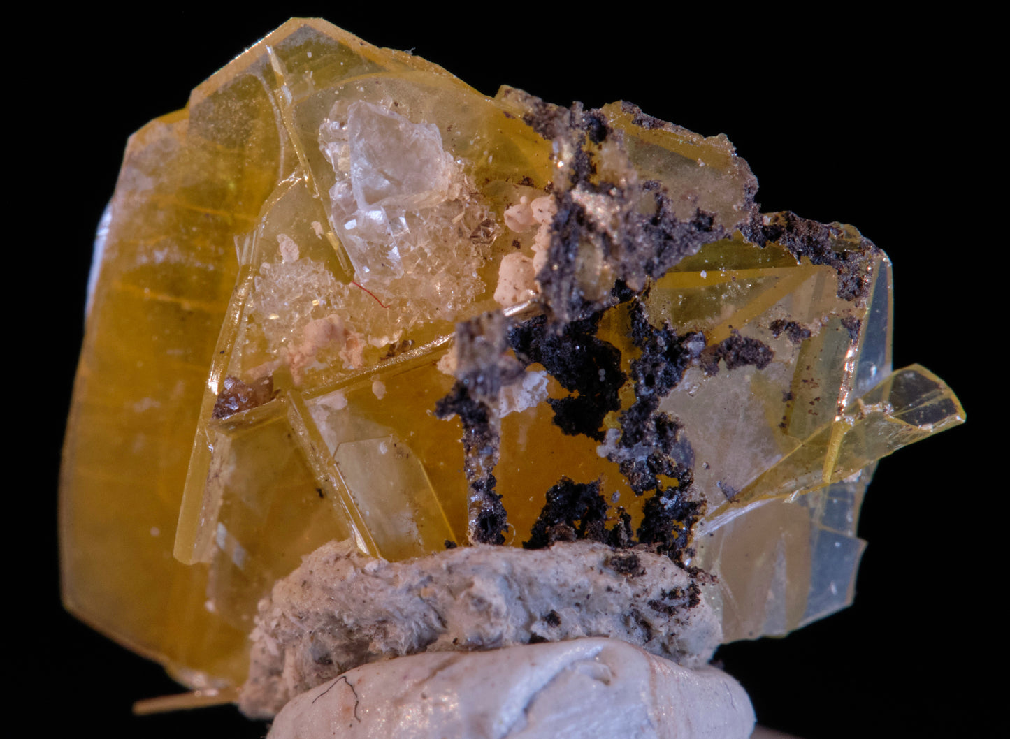 Wulfenite