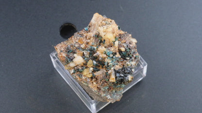 Kulanite with Lazulite, Siderite, and Quartz